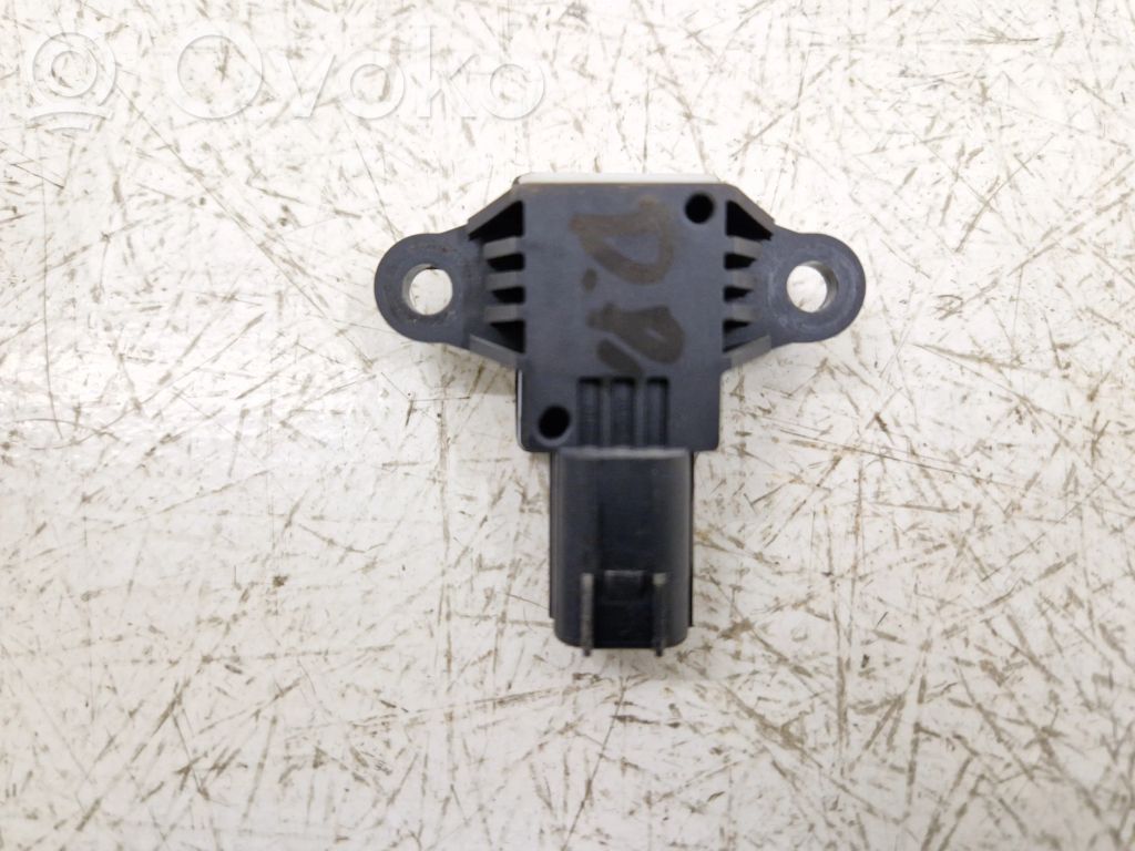 Ford Explorer VI Airbag deployment crash/impact sensor 
