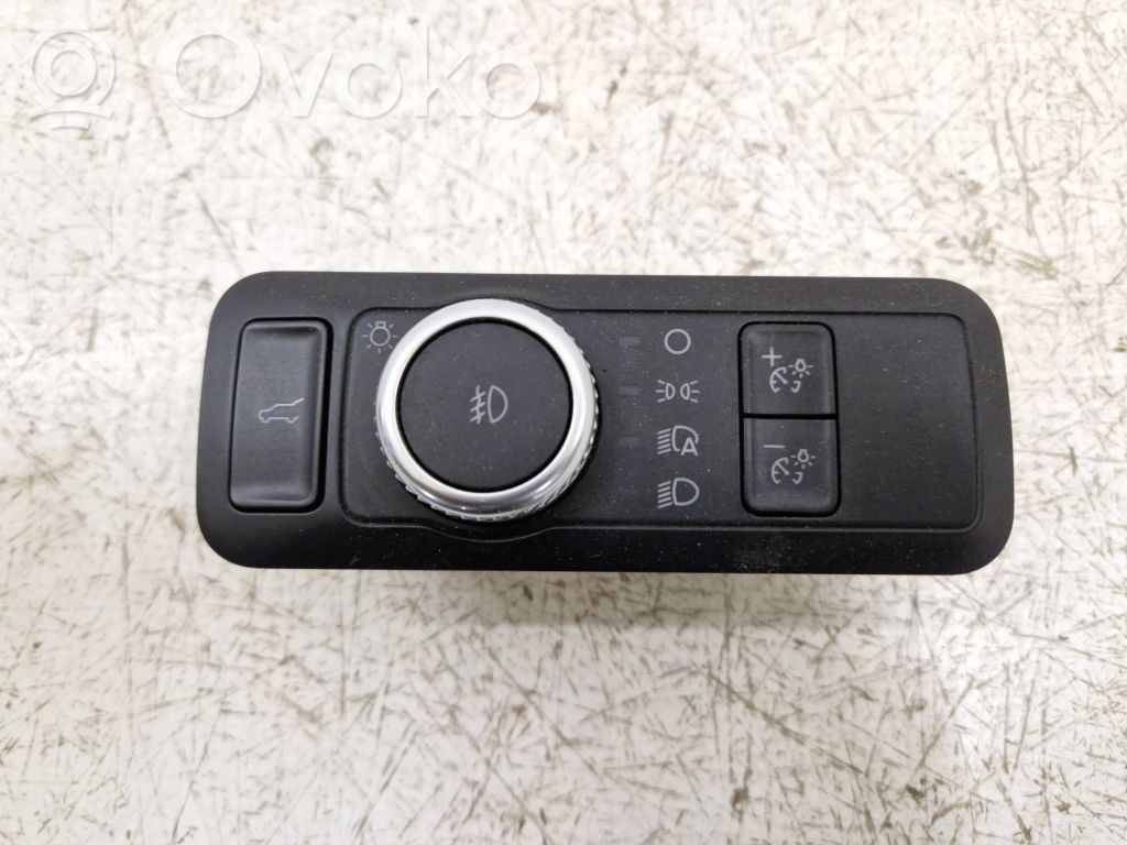 Ford Explorer VI Light switch 