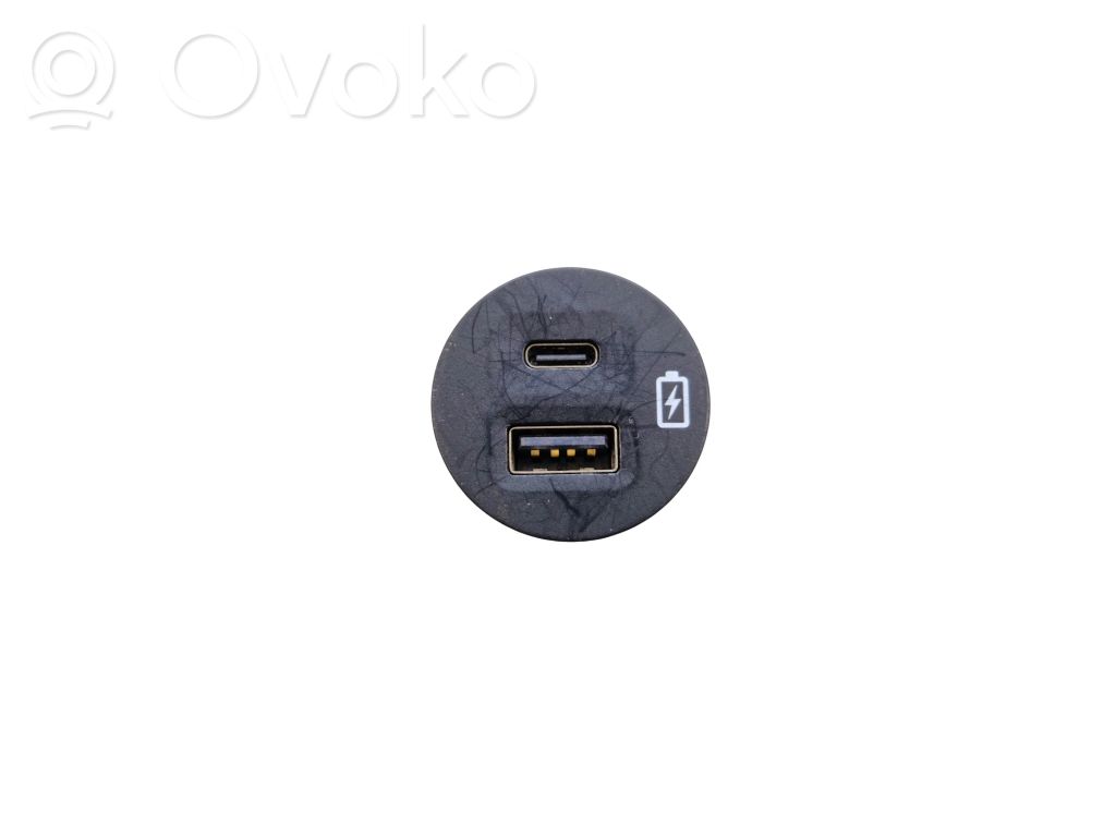 Ford Escape IV Enchufe conector USB 