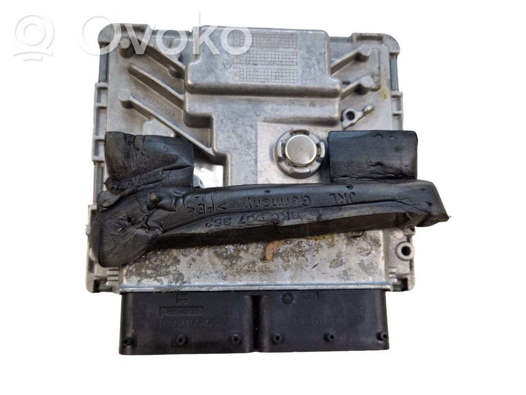 Porsche Macan (95B) Engine control unit/module 