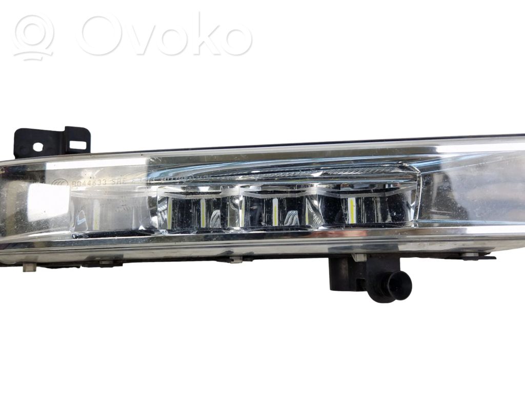 BMW 5 G30 G31 G38 Światło przeciwmgłowe przednie 