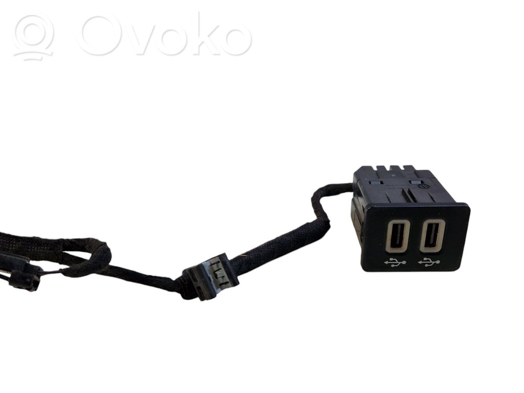 Ford Edge II USB interface control unit module 