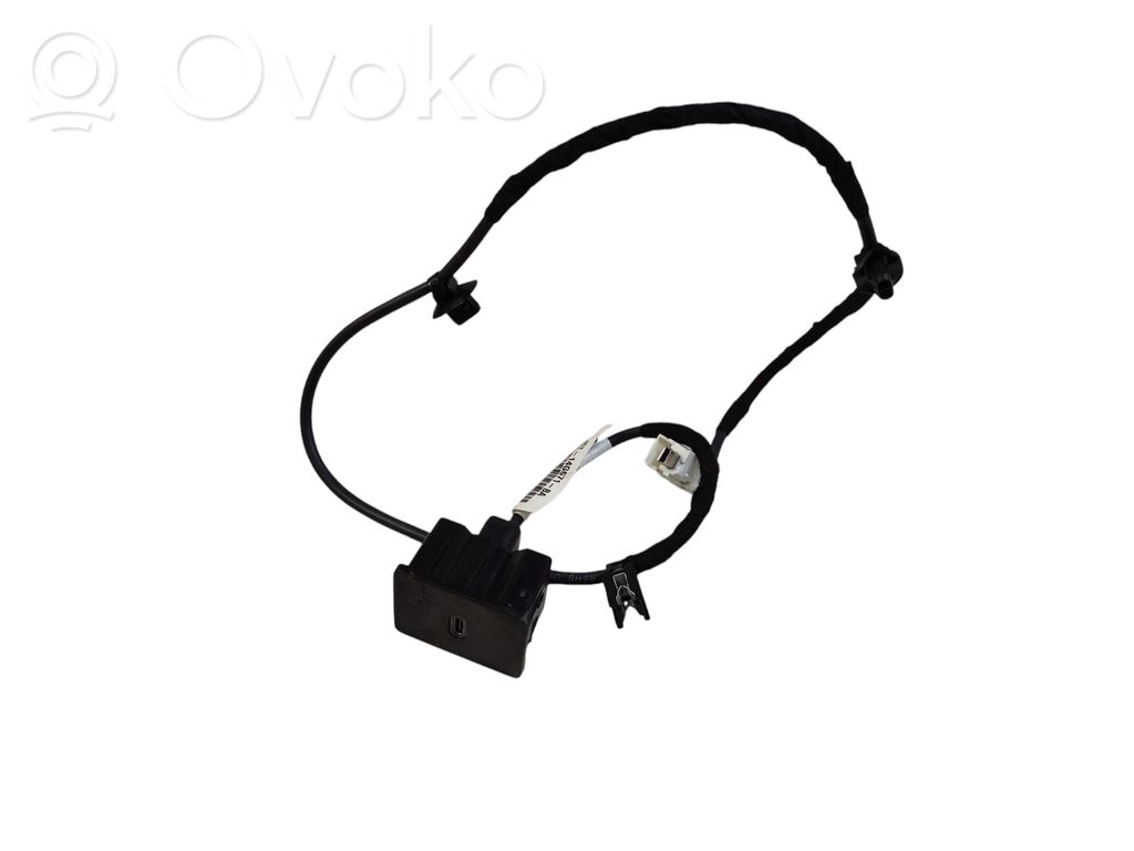 Ford Escape IV Enchufe conector USB 
