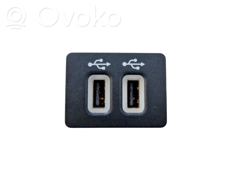Ford Fusion II USB interface control unit module 