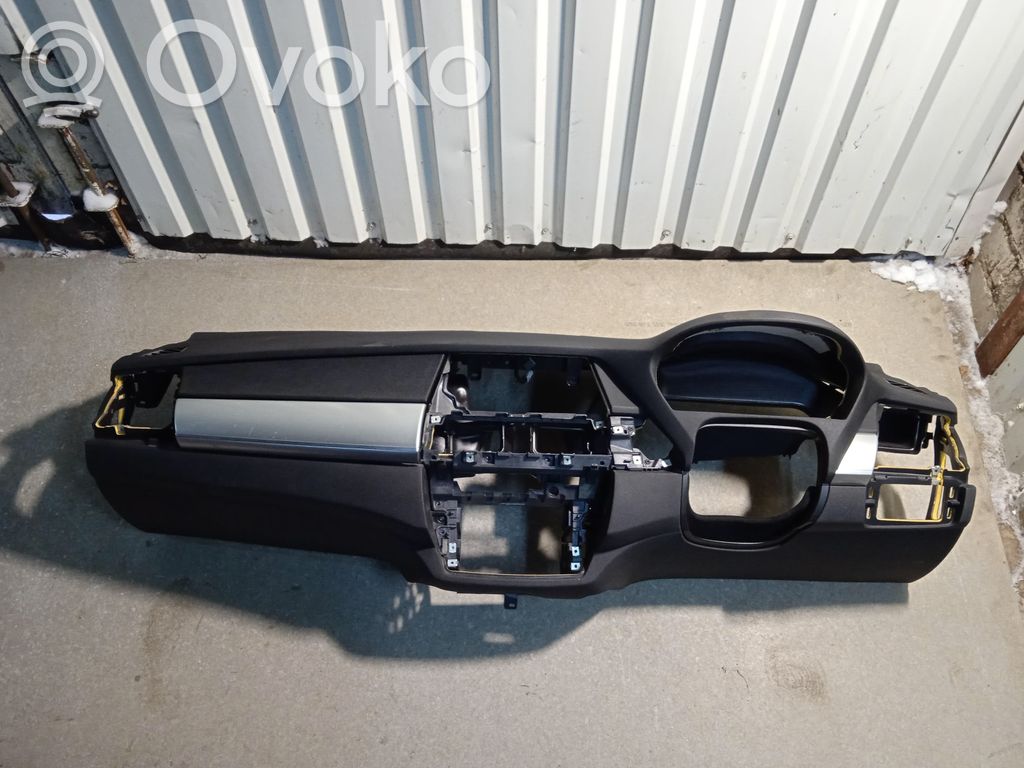 Dashboard   51456958798,51456982424