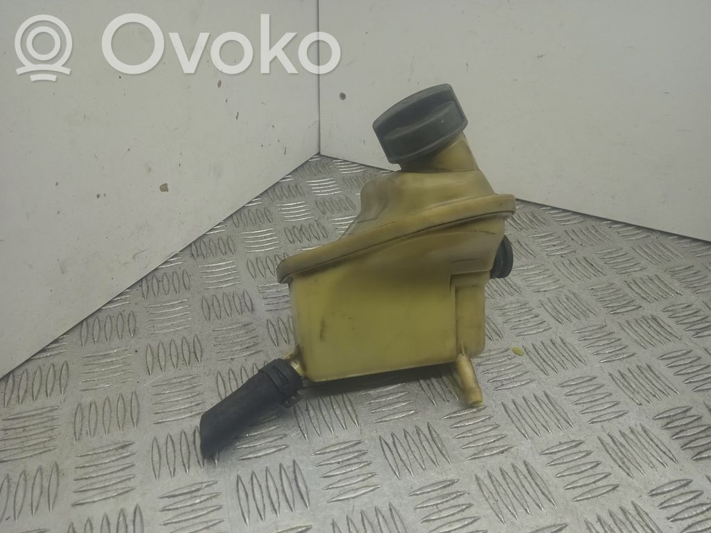 Audi A8 S8 D3 4E Ohjaustehostimen nestesäiliö 
