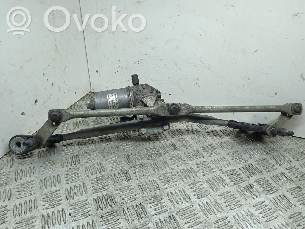 BMW X5 E70 Front wiper linkage and motor 