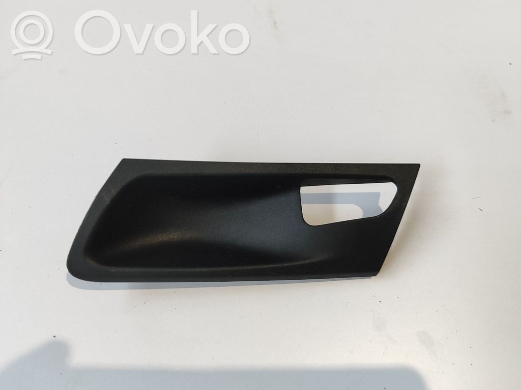 Inne części wnętrza samochodu   P011839402