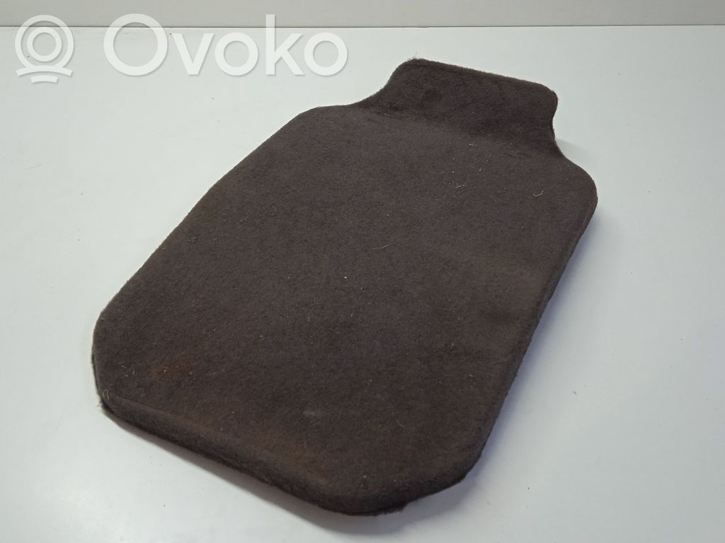 Jeep Grand Cherokee Kita salono detalė 