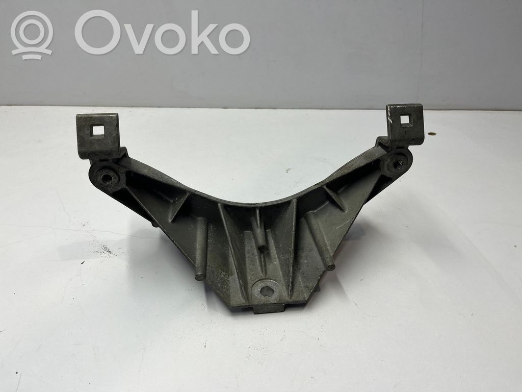 BMW X5 E70 Gearbox mounting bracket 