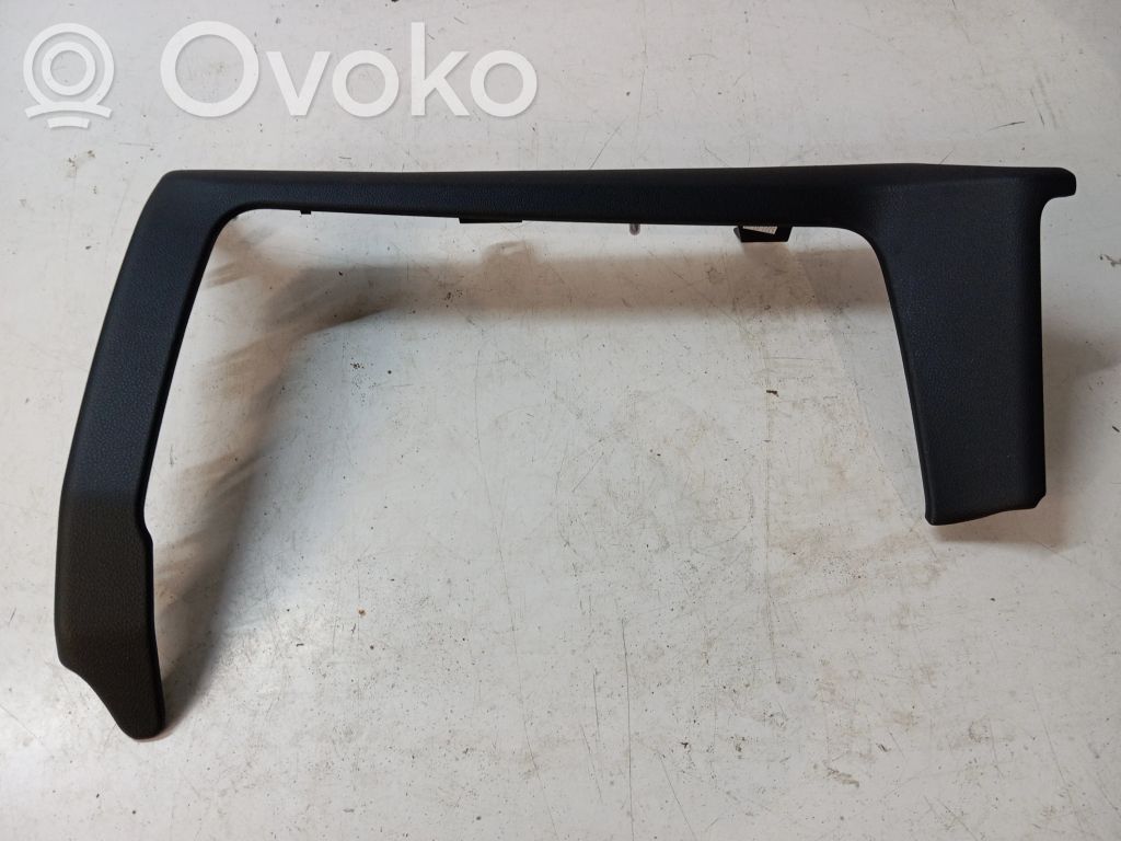 Porsche Macan (95B) Dashboard lower bottom trim panel 