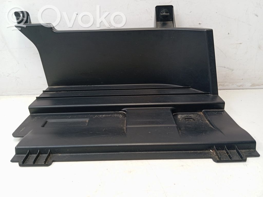 BMW 3 E90 E91 Dangtis akumuliatoriaus dėžės 