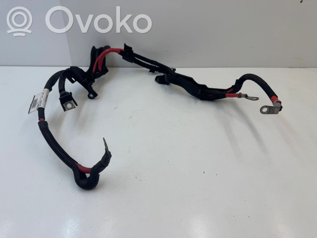 Volvo XC60 Plus / Klema / Przewód akumulatora 
