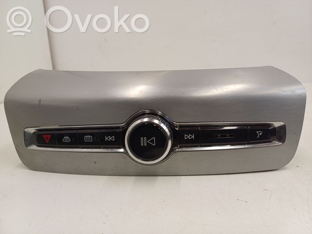 Volvo XC90 Head unit multimedia control 