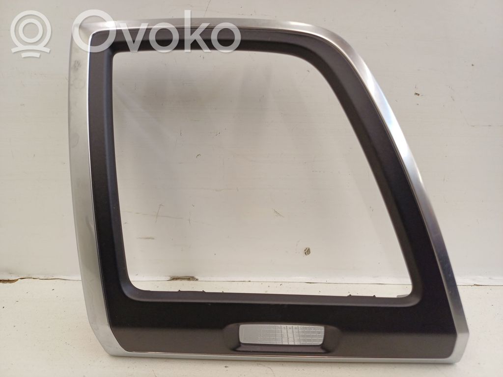 Panel trim   31366854