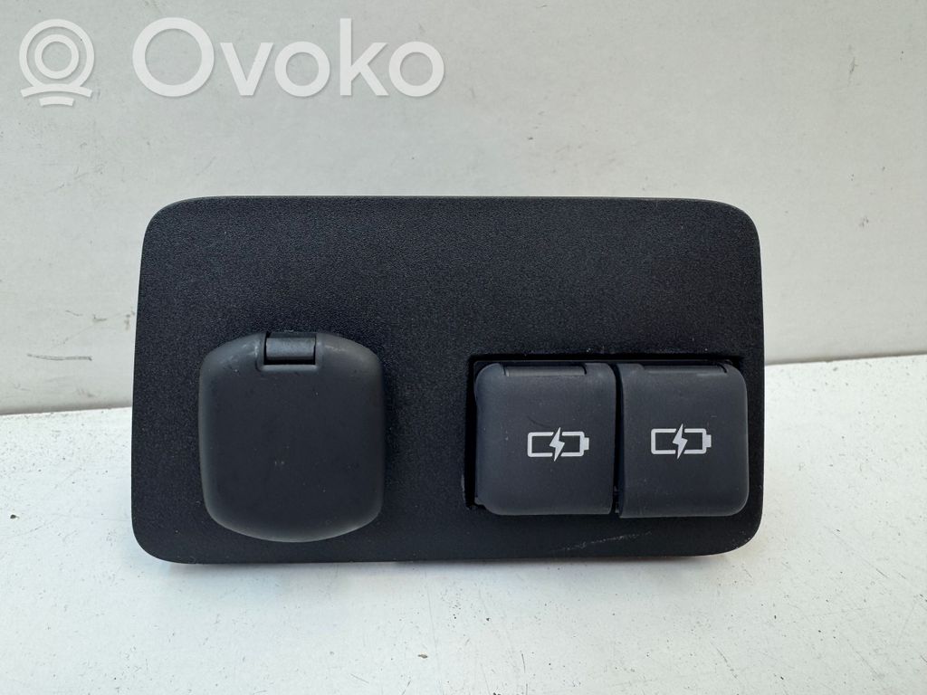 USB socket connector   5892478060