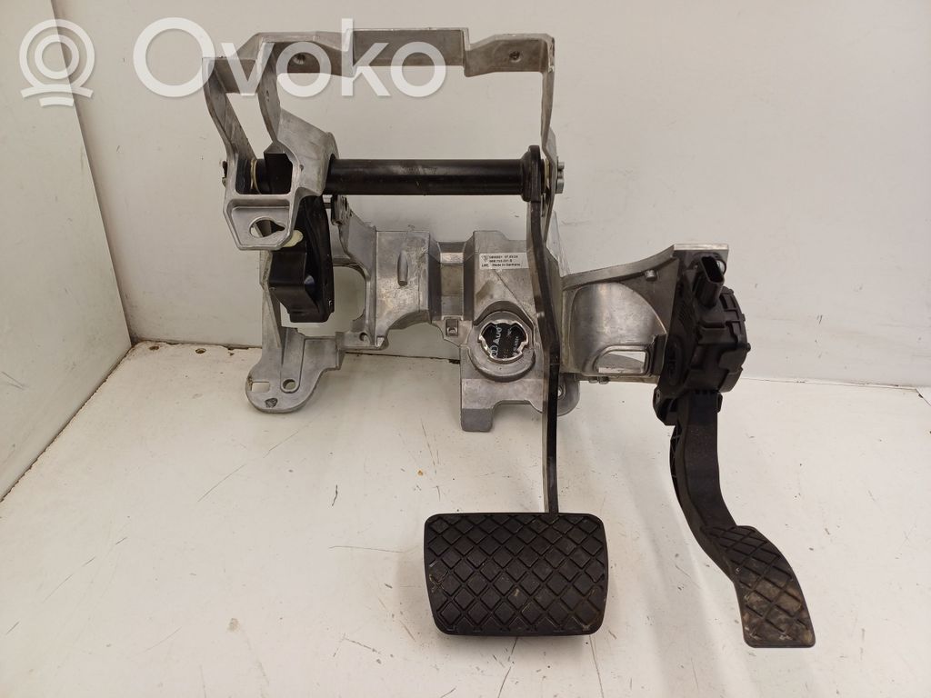 Assemblage pédale   95B723031B,8K1723523A