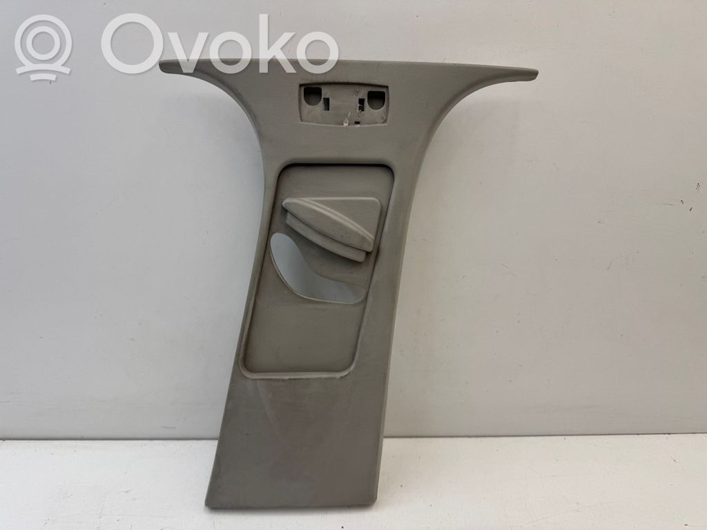 Ford Focus Pilar (B) (superior) 