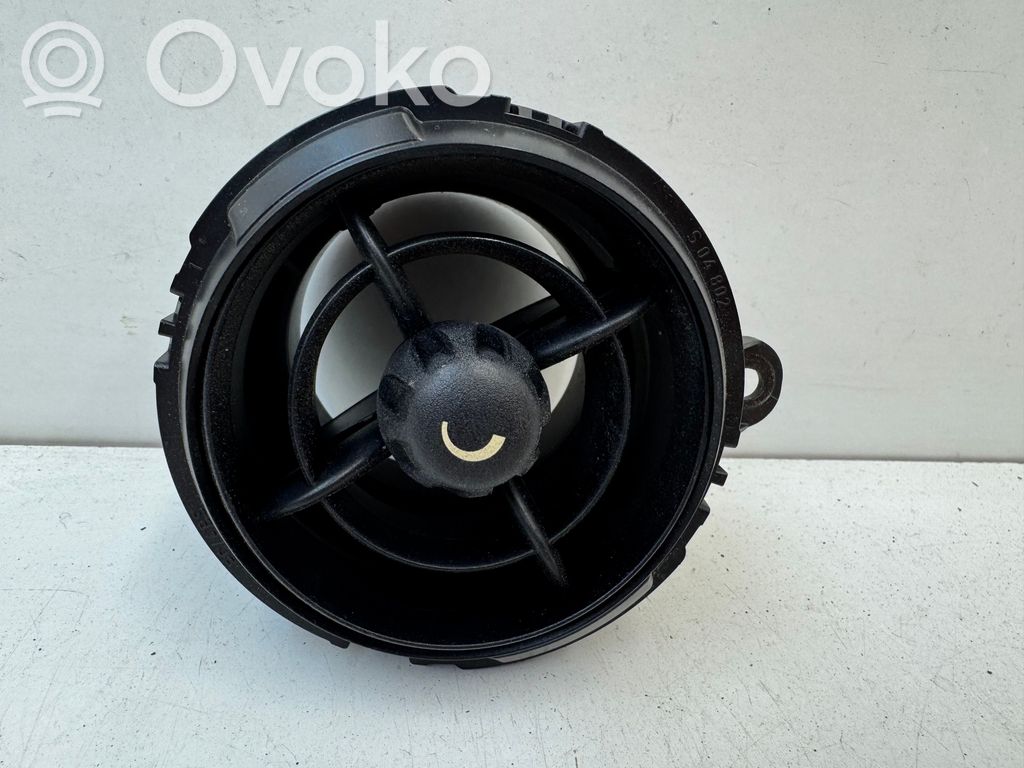 Mini Paceman (R61) Centrinės oro grotelės 