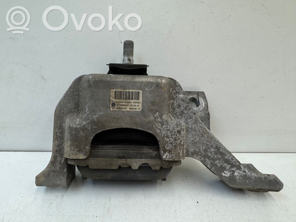 Engine mount bracket   6779805