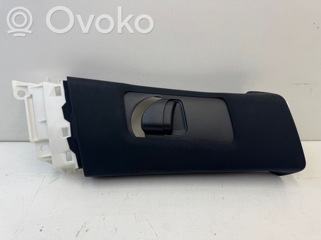 Lexus RX V Pilar (B) (superior) 