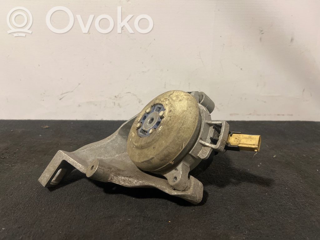 Audi SQ7 Engine mount bracket 