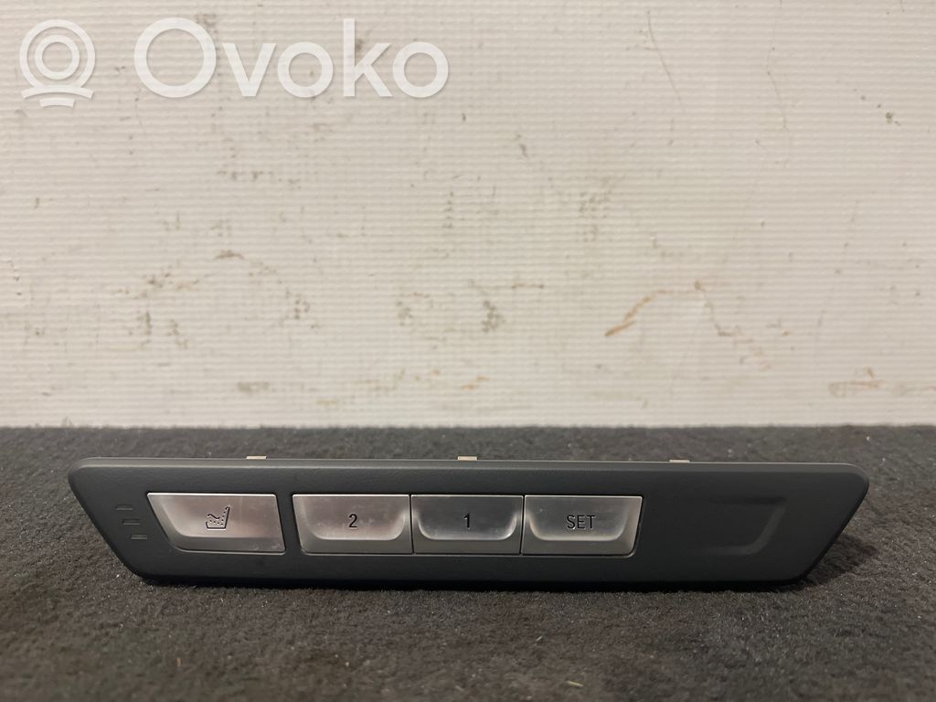 BMW 7 G11 G12 Przyciski pamięci fotela 