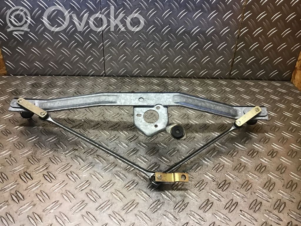 Volkswagen Polo II 86C 2F Mechanizm wycieraczek szyby przedniej / czołowej 
