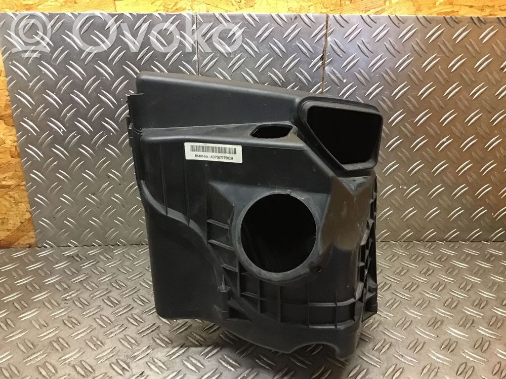 BMW 1 E81 E87 Air filter box 