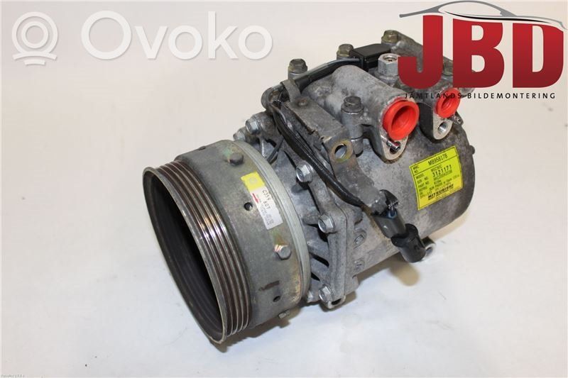 Air conditioning (A/C) compressor (pump)   3121171,MB958178