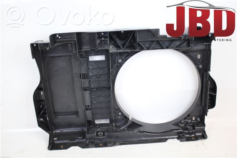 Radiatorių panelė   7104Q8