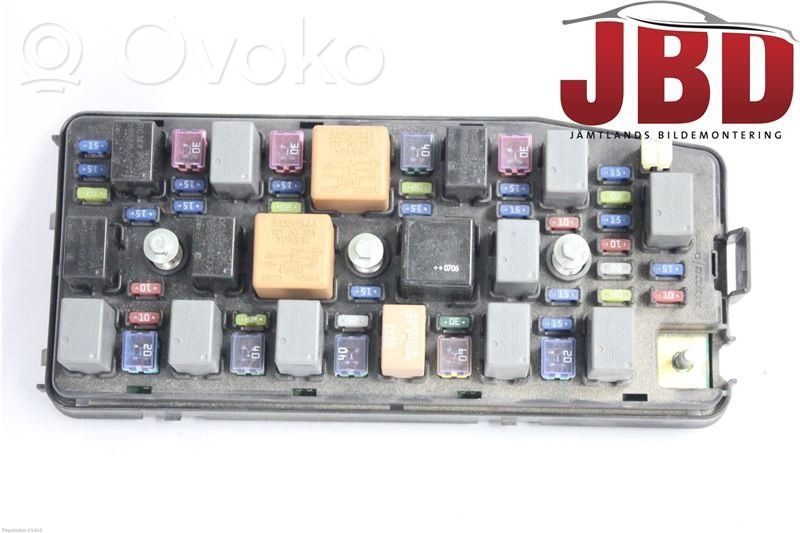Chevrolet Captiva Fuse module 