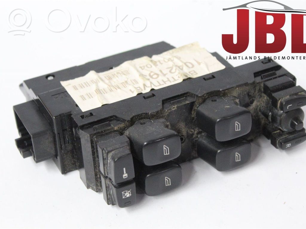 Electric window control switch   30658146