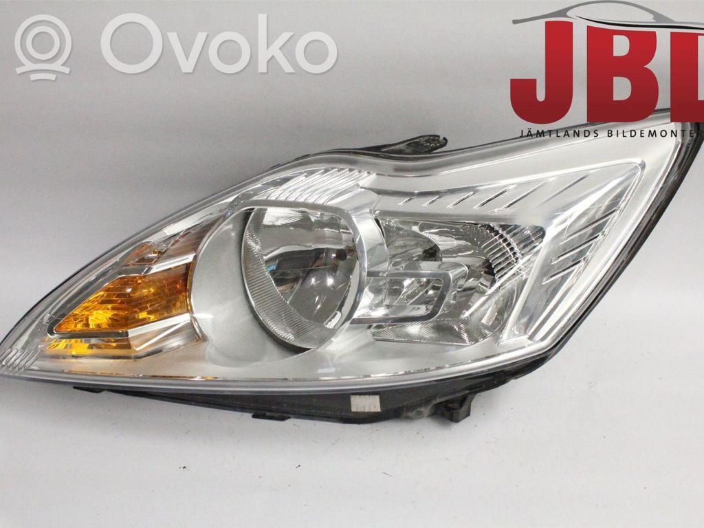 Headlight/headlamp   1744977