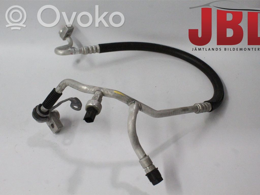 Ford Mondeo MK V Ilmastointilaitteen putki (A/C) 