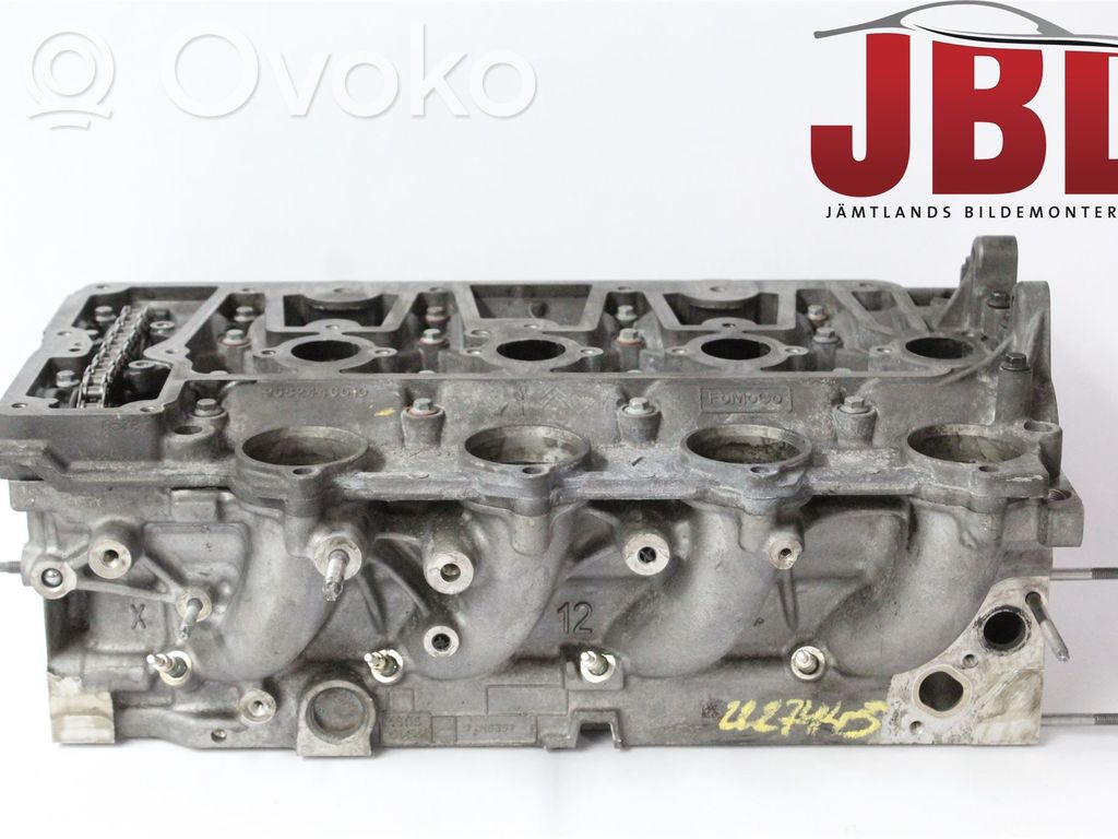 Engine head   1683822