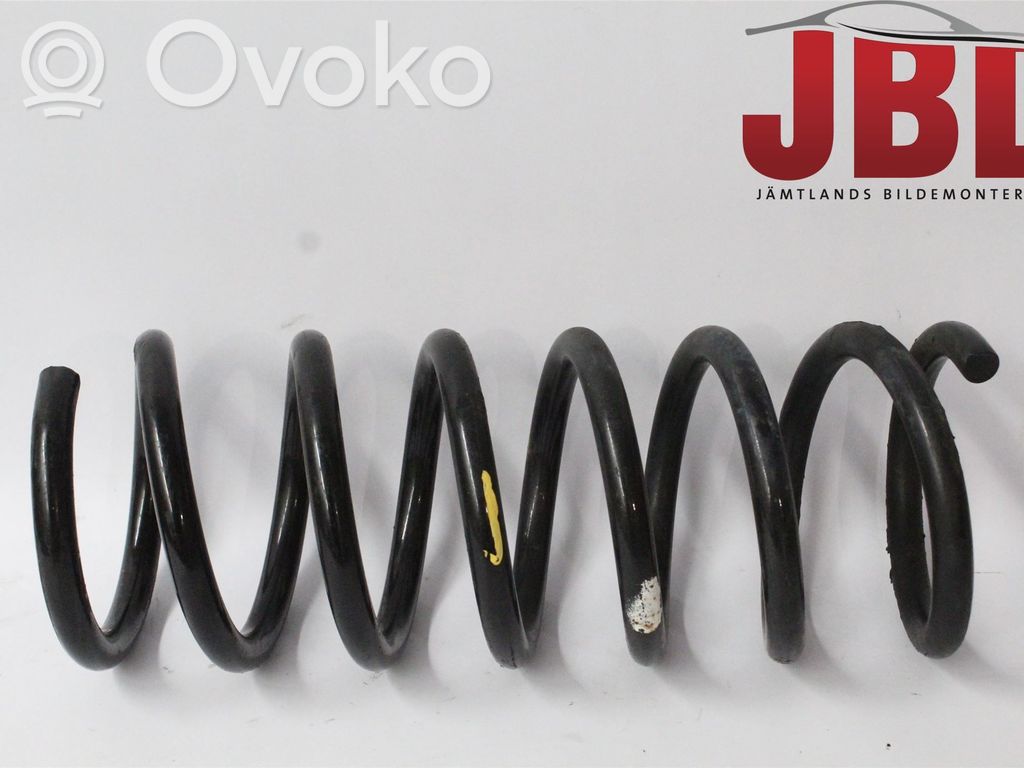 Rear coil spring   1509836