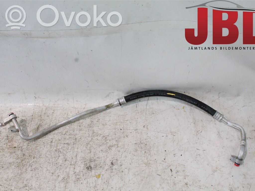 Subaru Legacy Ilmastointilaitteen putki (A/C) 