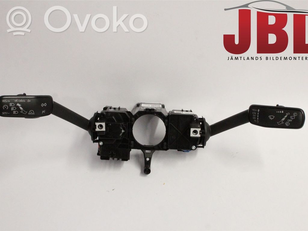 Skoda Fabia Mk3 (NJ) Commodo, commande essuie-glace/phare 
