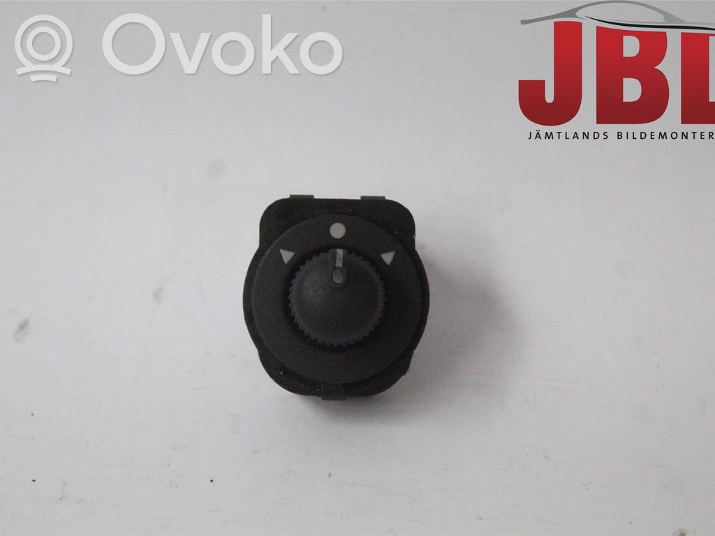 Wing mirror switch   95511477