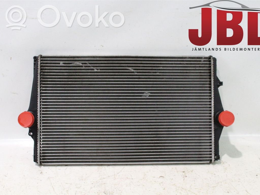 Intercooler radiator   8649471