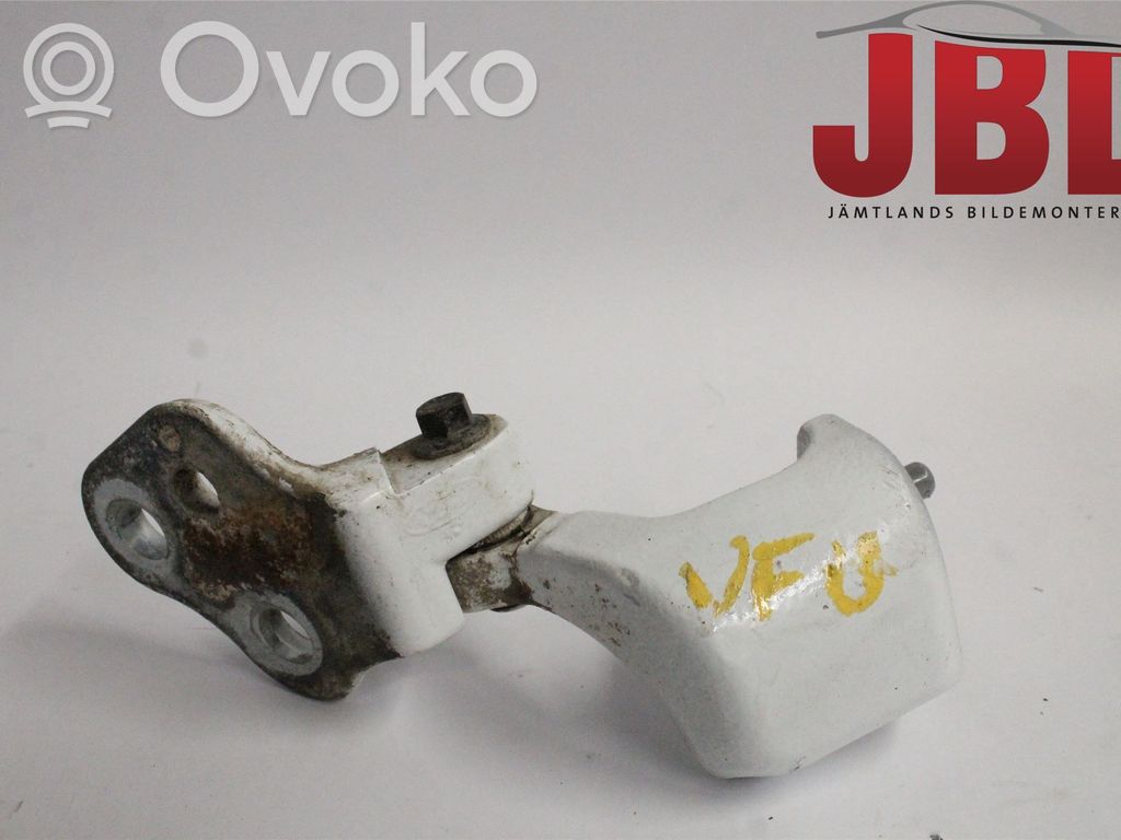 Front door upper hinge   2450693