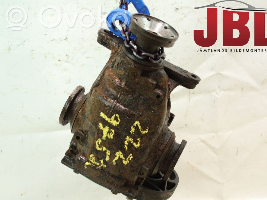 Rear differential   33107560883