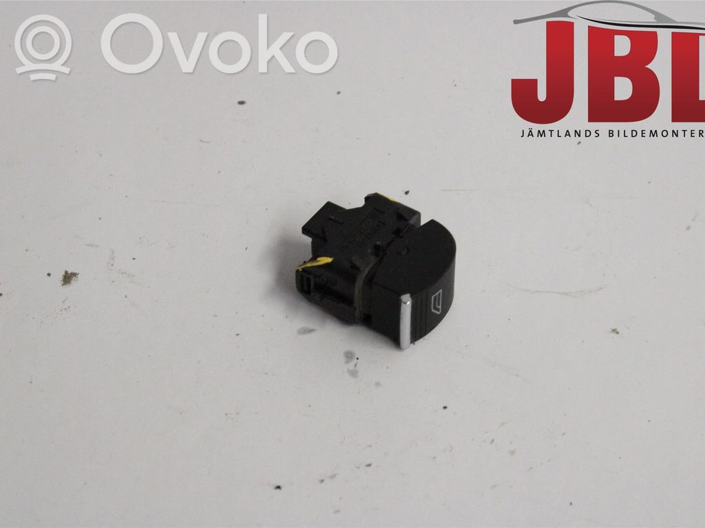 Electric window control switch   1850432