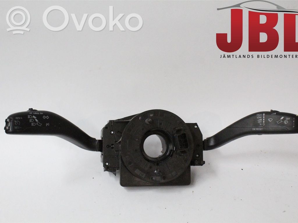 Volkswagen Amarok Wiper turn signal indicator stalk/switch 