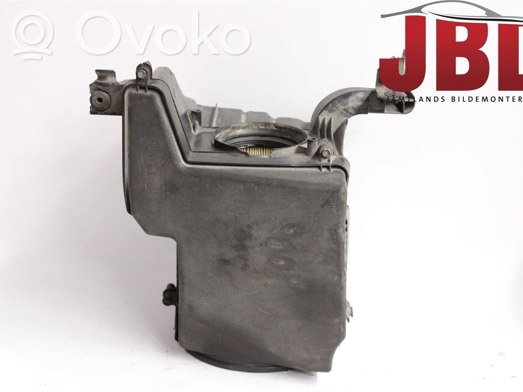 Air filter box   1915027