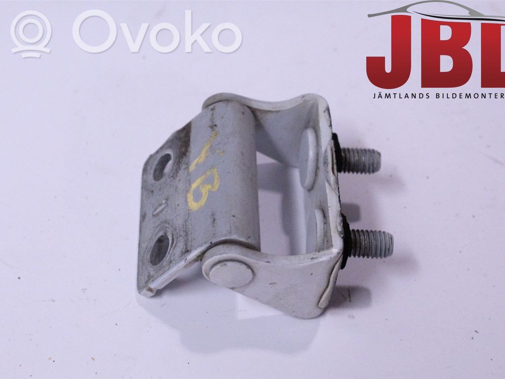 Mitsubishi Outlander Tailgate/trunk/boot hinge 