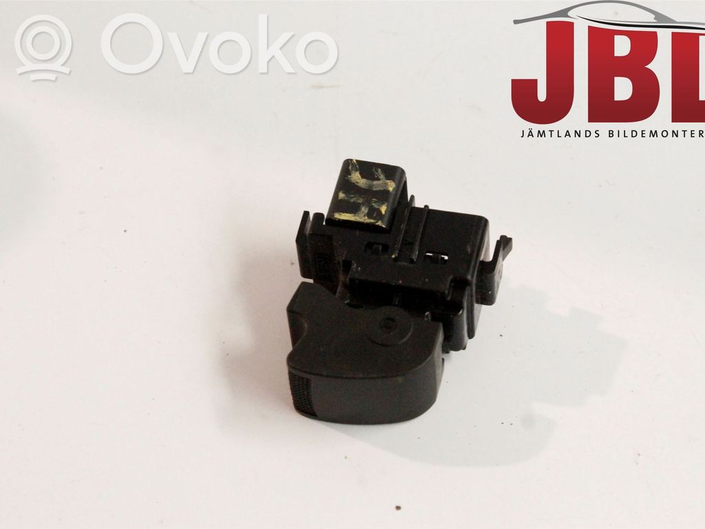Isuzu D-Max Electric window control switch 