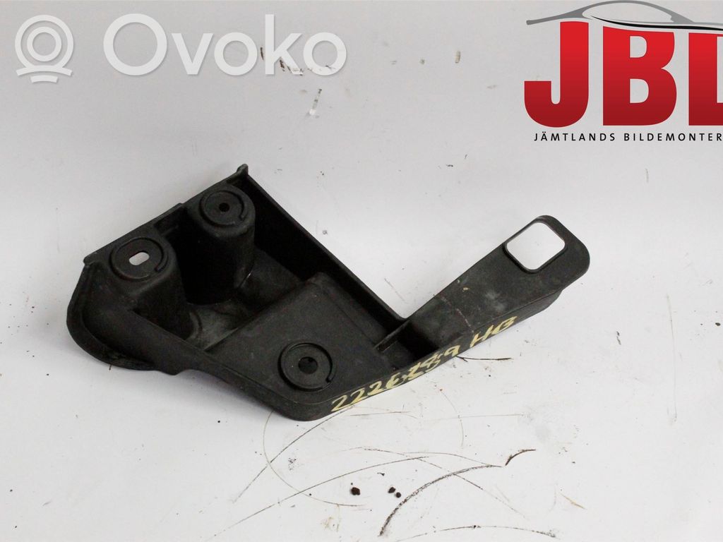 BMW X3 E83 Soporte de montaje del parachoques trasero 
