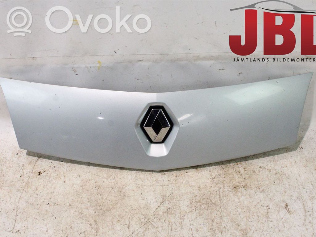 Renault Kangoo II Etupuskurin alempi jäähdytinsäleikkö 